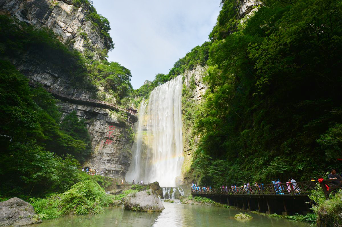 湖北第一、全國第四的三峽大瀑布